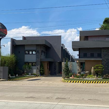 El Vistra Traveller'S Inn Calumpit Exterior foto